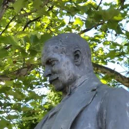 Mahunka Imre szobor Budapest - Külső kép