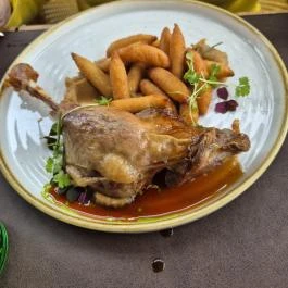 Malom & Kacsa - Bisztró, Kávézó & Rendezvényház, Tata - Étel/ital