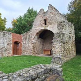 Mámai templomrom, Balatonf?zf? - Külső kép