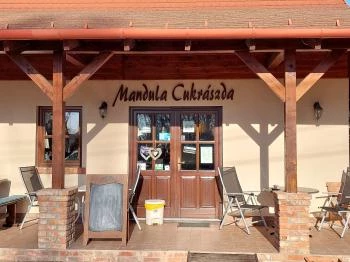 Mandula Cukrászda Sukoró
