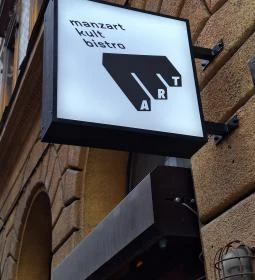 Manzart Kult Bistro