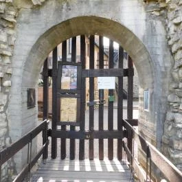 Máré-vár Magyaregregy - Külső kép