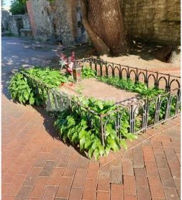 Árpád-házi Szent Margit sírja