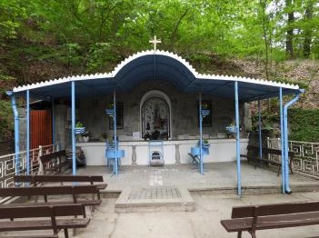 Mária-kegyhely, Szentkút Pilisszentkereszt