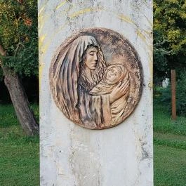 Mária-kert, Kozárd - Egyéb