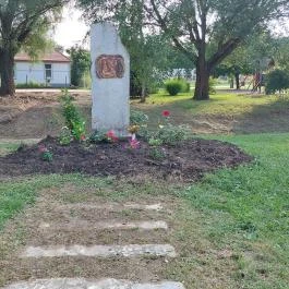 Mária-kert Erd?kürt - Egyéb