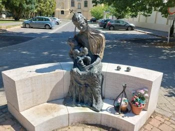 Mária és a kisded Celldömölk