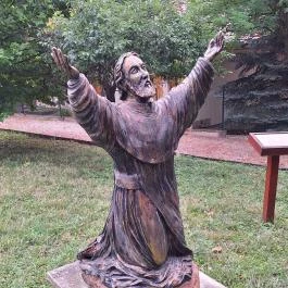 Mária Park Pálosvörösmart - Egyéb