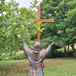 Mária Park Pálosvörösmart - Külső kép