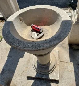 Mária szűz anya kútja