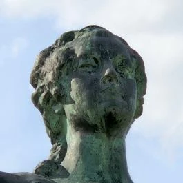 Mária Terézia szobor, Gödöllő - Külső kép