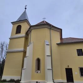 Máriakéméndi kegytemplom, Máriakéménd - Külső kép