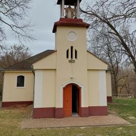 Máriakönnye - Vodica kegyhely Baja - Külső kép