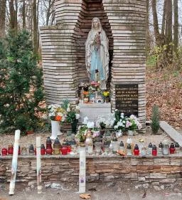 Máriakönnye - Vodica kegyhely