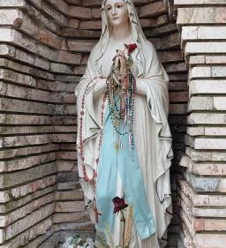 Máriakönnye - Vodica kegyhely