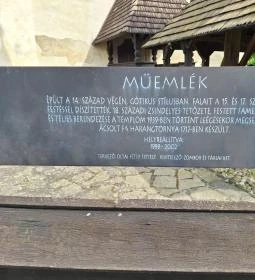 Márokpapi református templom