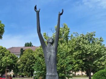 Mártíremlékmű Mezőtúr