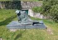 A második világháborúban hősi halált halt honvédek emlékműve Mosonmagyaróvár