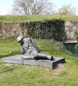 A második világháborúban hősi halált halt honvédek emlékműve