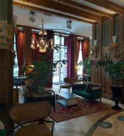 Matild Café & Cabaret