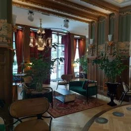 Matild Café & Cabaret Budapest - Belső