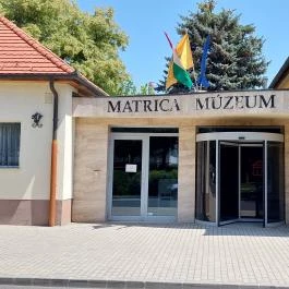 Matrica Múzeum Százhalombatta - Külső kép
