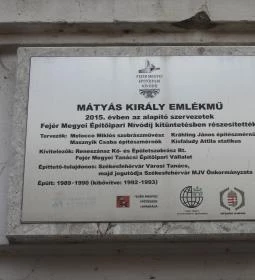 Mátyás király emlékmű