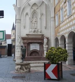 Mátyás király emlékmű