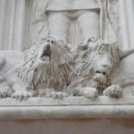 Mátyás király emlékmű, Székesfehérvár - Egyéb