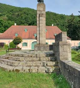 Mátyás király fejszobra