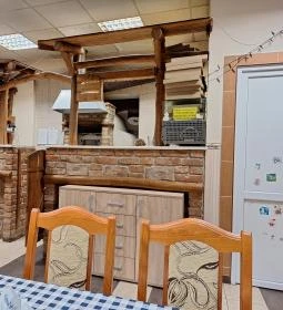 Mátyás Pizzéria & Étterem