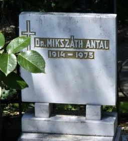 Mauks Ilona és Szontagh Pál nyughelye