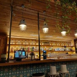 Mazel Tov Budapest - Belső