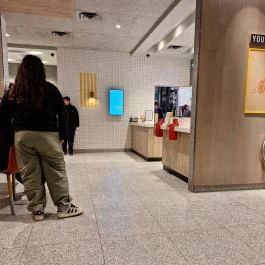 McDonald's Bábolna - Belső