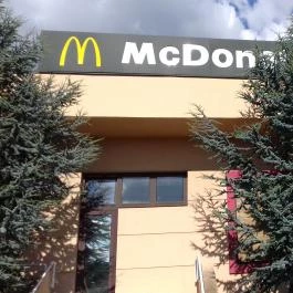 McDonald's - Garibaldi utca Budaörs - Külső kép