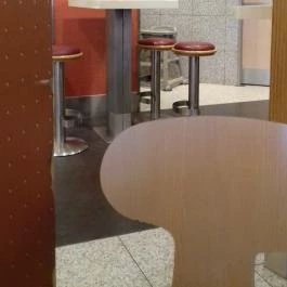 McDonald's - Garibaldi utca Budaörs - Belső