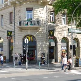McDonald's - József körút Budapest - Belső