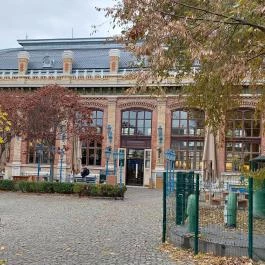 McDonald's - Nyugati Pályaudvar Budapest - Külső kép