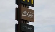 McDonald's - Tesco Budaörs Budaörs - Külső kép