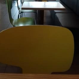 McDonald's - Tesco Budaörs Budaörs - Belső