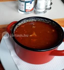 MgTels Pizzéria & Kisvendéglő