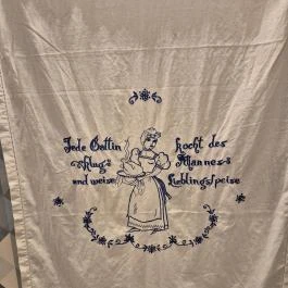 Mecskei Vendégházak, Erdősmecske - Egyéb