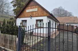 Mecskei Vendégházak Erdősmecske