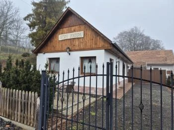 Mecskei Vendégházak Erdősmecske