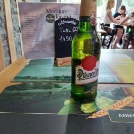 Medikus Kávézó és Söröző Budapest - Étel/ital
