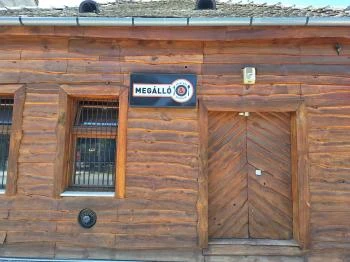 Megálló Étterem & Pizzéria Adony