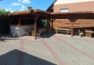 Megálló Étterem & Pizzéria Adony