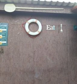 Megújult Maya Tanya