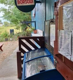 Megújult Maya Tanya