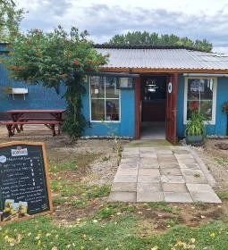 Megújult Maya Tanya